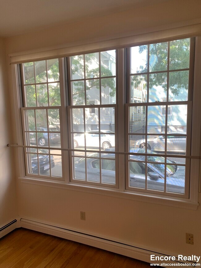 Photo - 202 Hurley St Unit 1