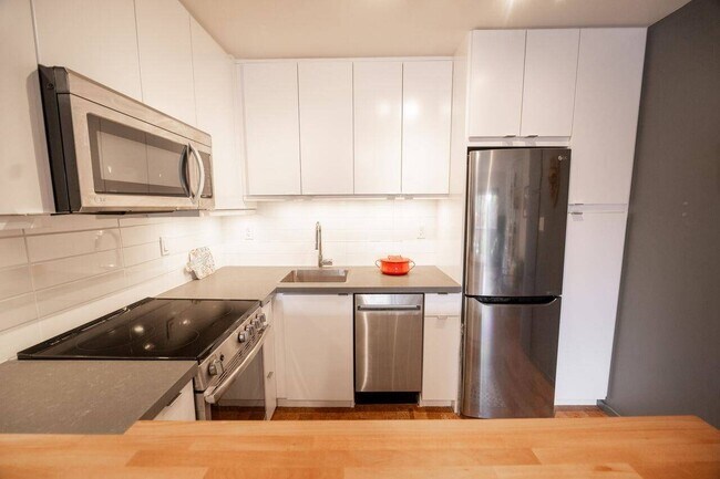 Photo - 2920 Ash St Unité 301