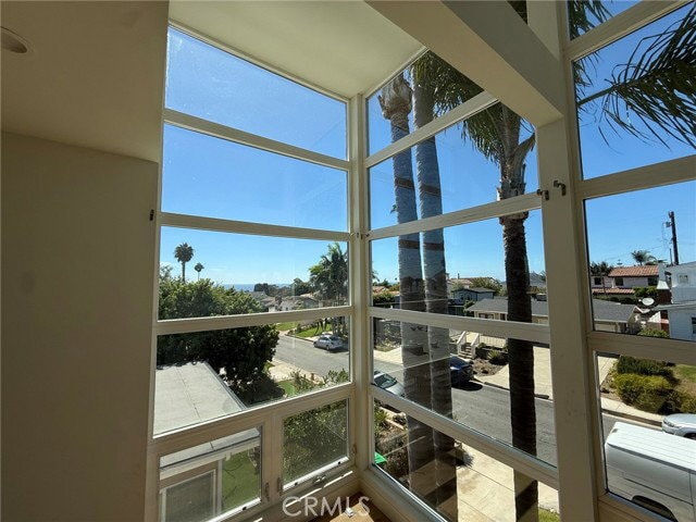 159 W Avenida Alessandro