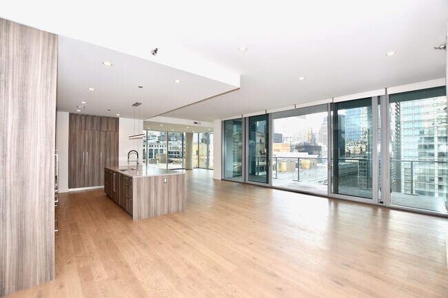 Photo - 60 E Randolph St Unit PH23B