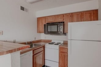 Photo - 2307 Balsam Dr Unidad L308