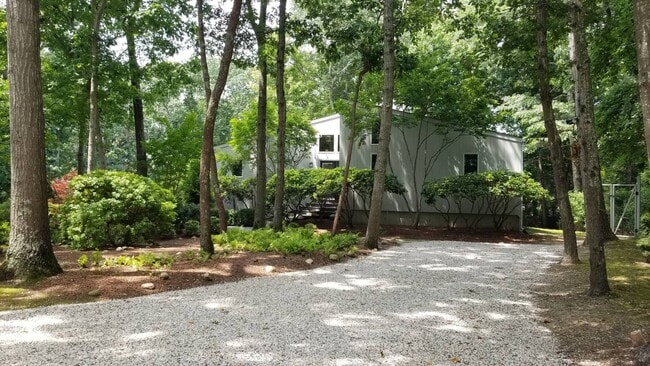 Photo - 118 Sycamore Dr