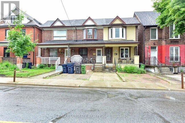 Photo - 433 Symington Ave
