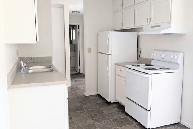 Photo - Seasons Park