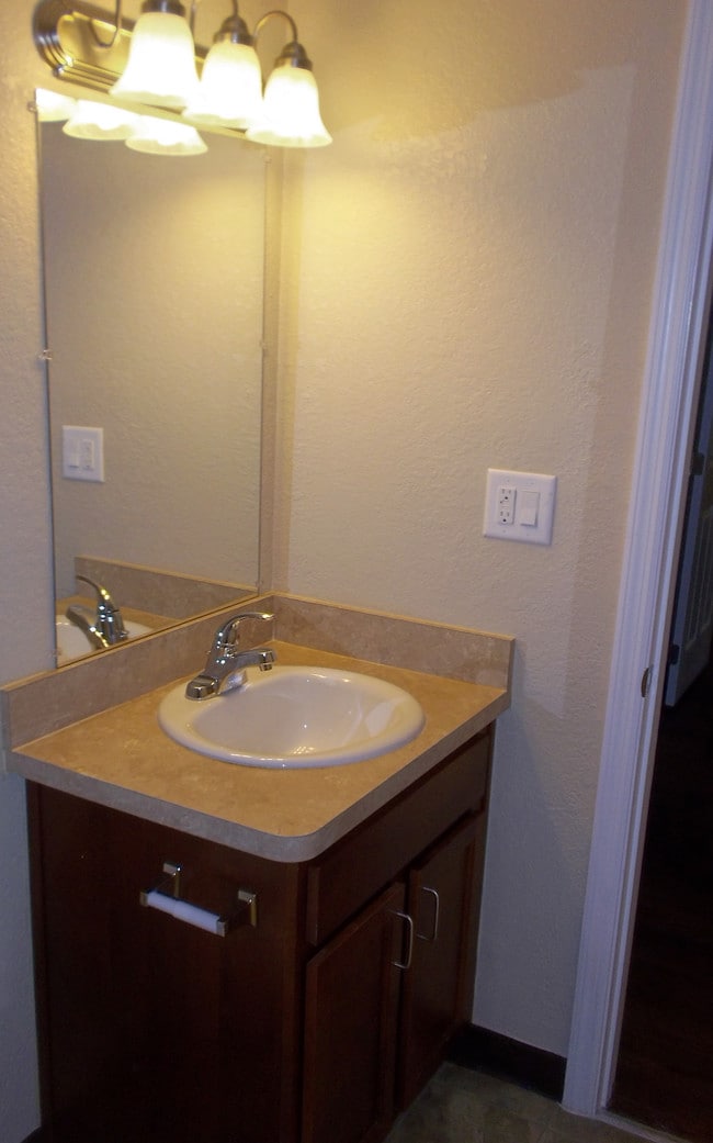 Photo - Berkeley Pointe