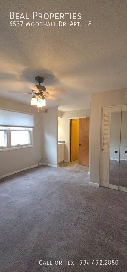 Photo - 6537 Woodhall Dr