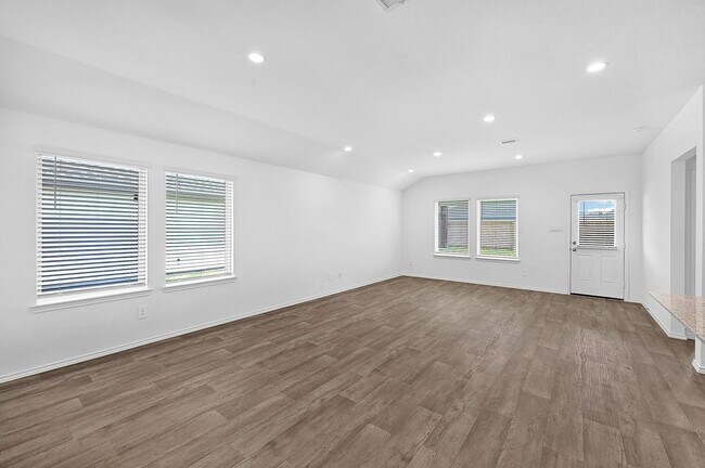 Photo - 4219 Bedwyn Bay Dr