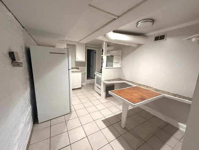 Photo - 117 Park Ave Unit C