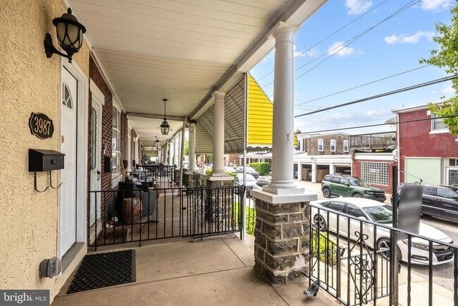Building Photo - 3987 Terrace St