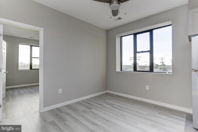400 N Highland Ave Unit 303