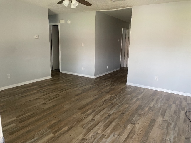 Photo - 4812 Tradewinds Dr