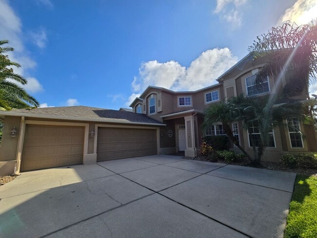 Building Photo - STONEYBROOK WEST Rental