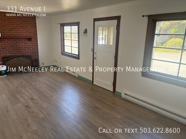 Photo - 331 Avenue I