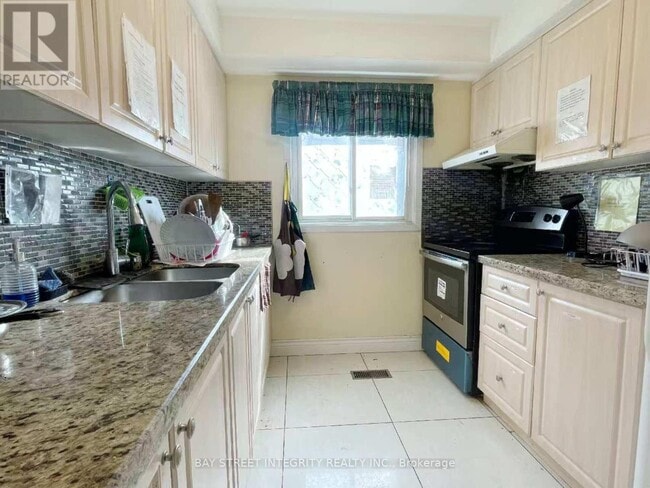 Photo - 7 Fundy Bay Blvd