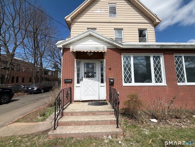 Photo - 316 W Main St