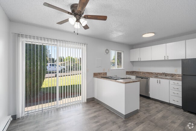 Interior Photo - The Reef Apartments