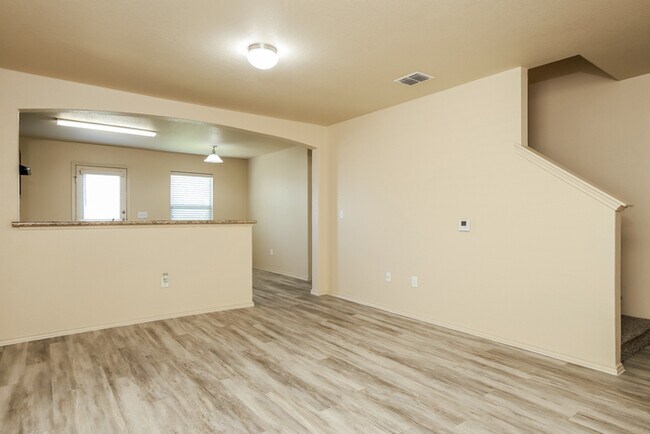 Photo - Hunters Pond - 2211 Fishing Stone, San Ant...