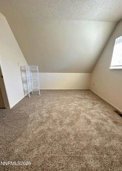 Photo - 2455 Kings Row