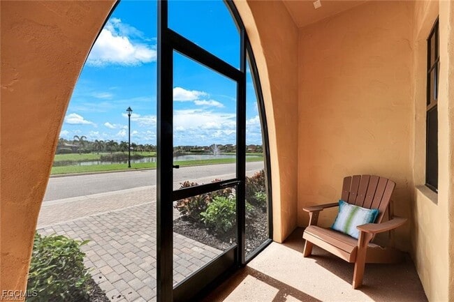 Photo - 11758 Izarra Way