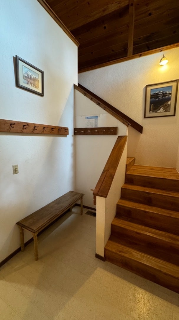 Photo - 14107 St Croix Way