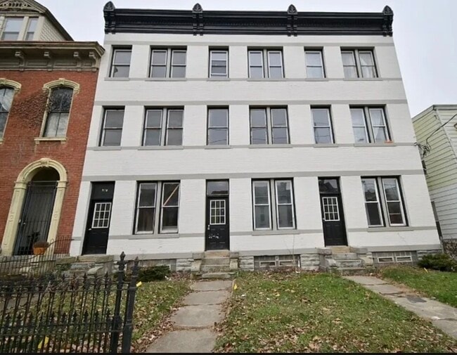 Building Photo - 920 Washington Ave Unit 13 Rental