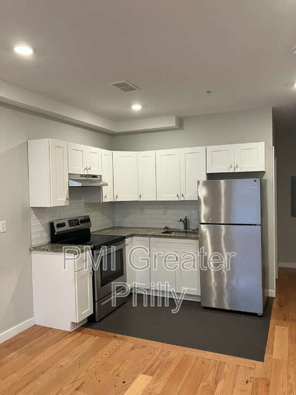 Photo - 332 N 62nd St
