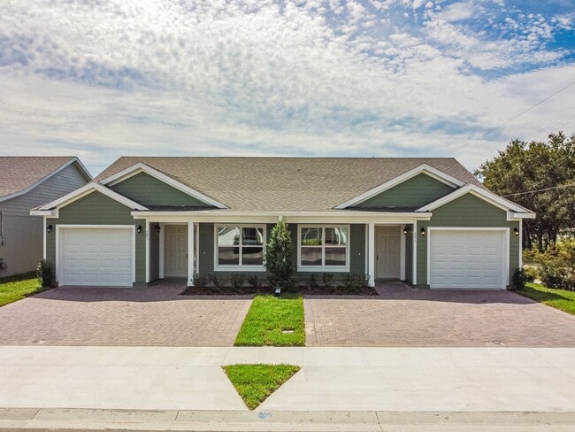 Building Photo - Brand New Beautiful 3/2 Energy Efficient 1... Rental