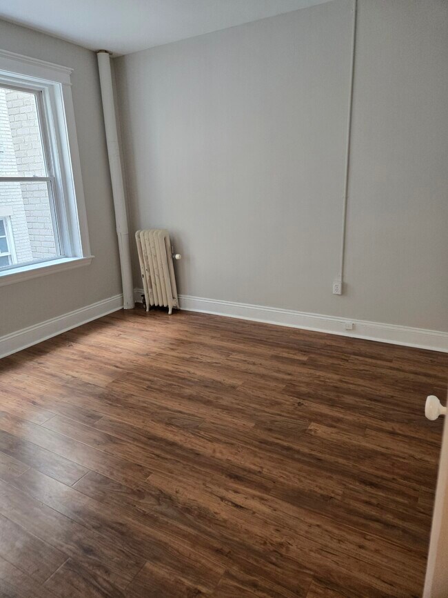 Photo - 31 Chester St Unit #8