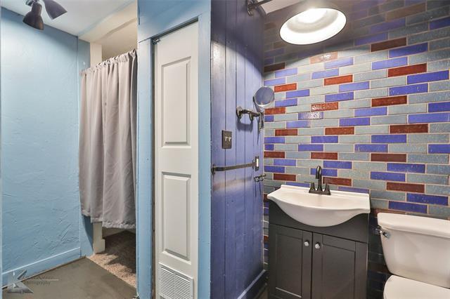 Photo - 609 Sunset Dr