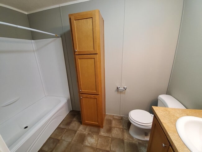 Photo - 74 W Sourwood Dr