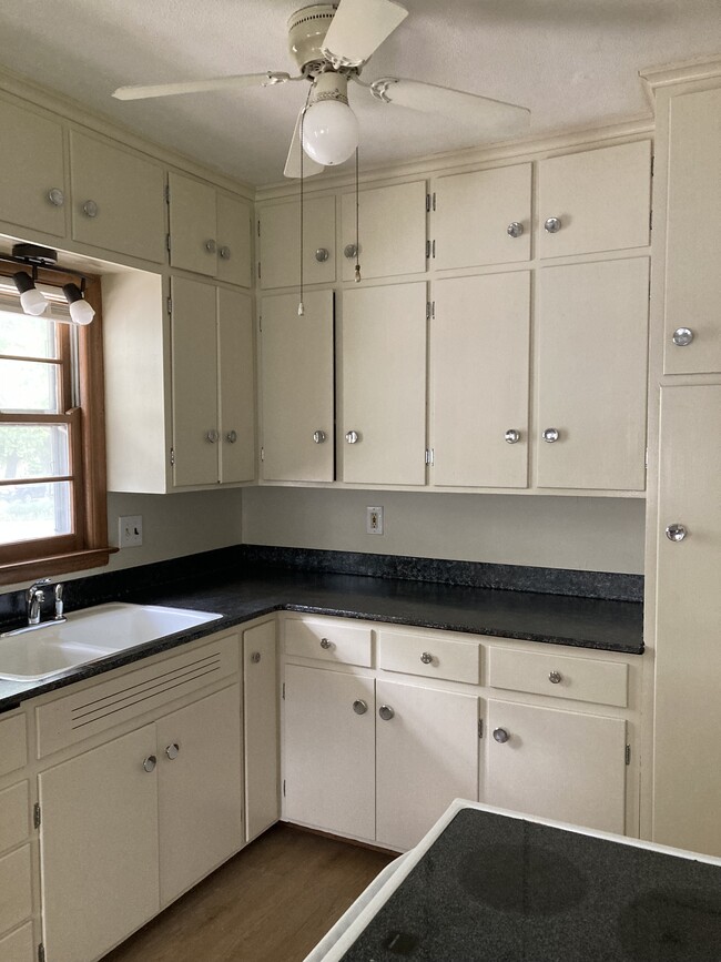 Photo - 4124 Lower Beaver Rd