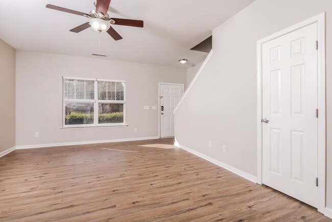 Photo - 4225 Hopper St