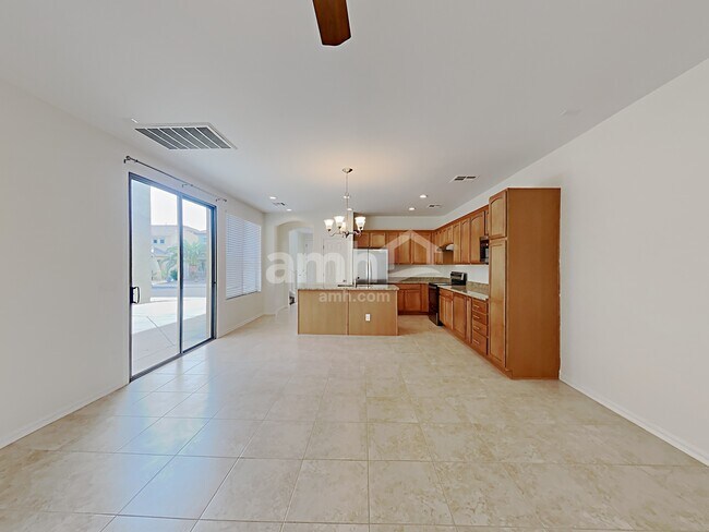 Photo - 14576 W Maui Ln