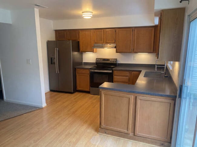 Building Photo - 5302 Country Club Ln