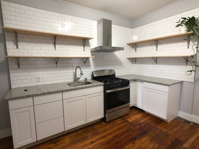 Photo - 2049 E Cambria St
