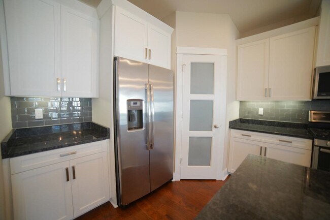 Photo - 2781 Julieanna Ln