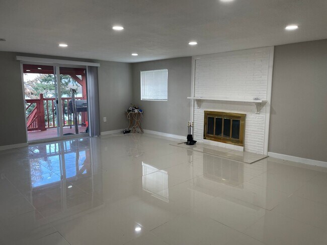 Photo - Move in ready 3 bed with Columbia River views!