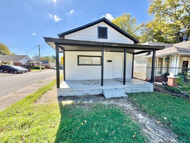 Building Photo - 2603 Carnes Ave