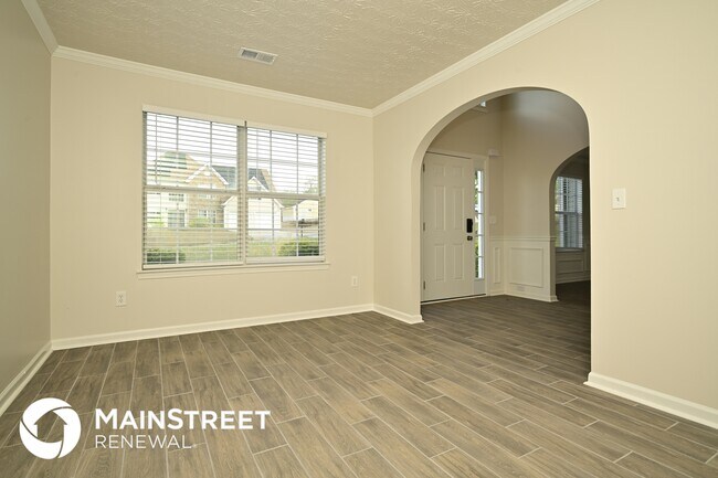 Photo - 255 Heaton Pl Trail