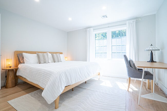 Photo - 176 Palmer Ave