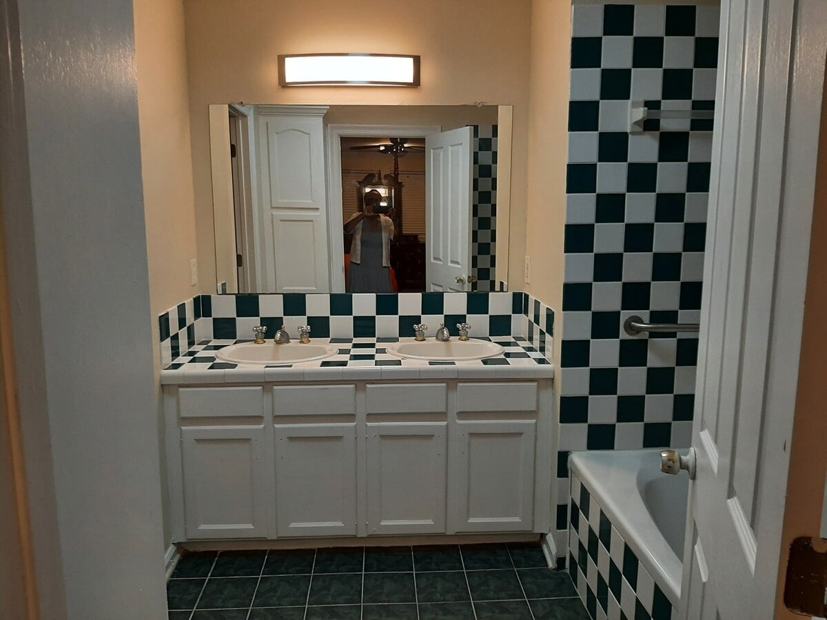Photo - 123 Elmer Ave