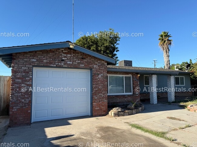 Building Photo - 3808 Sierra St Rental