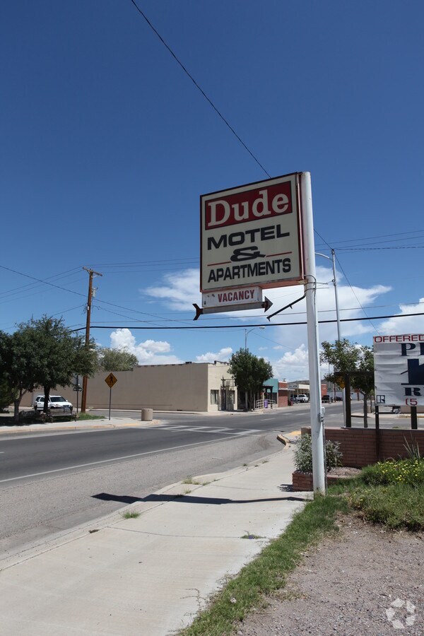 Photo - Dude Motel & Apartments