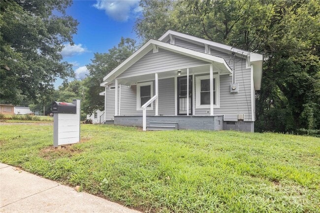 Building Photo - 1030 Martin Luther King Jr Dr Rental