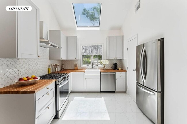 Photo - 37 Trout Pond Rd