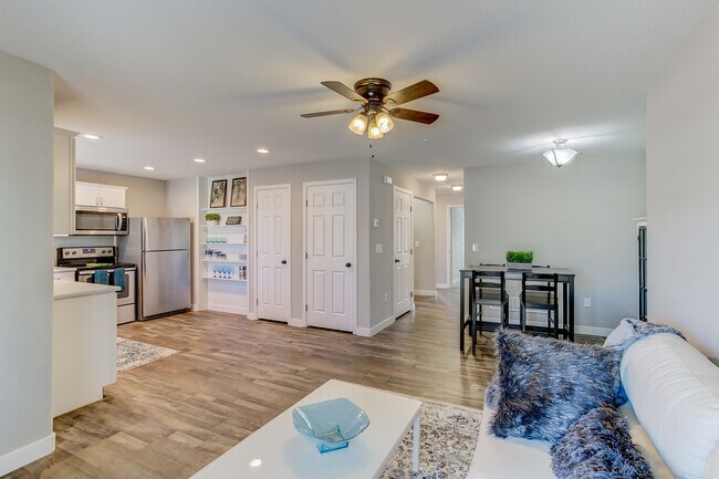 Photo - 2735 E San Miguel St Unit 101