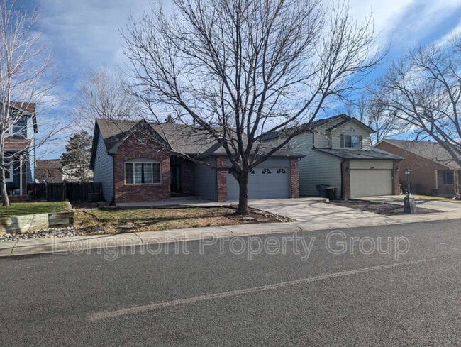 Building Photo - 2306 Steele St