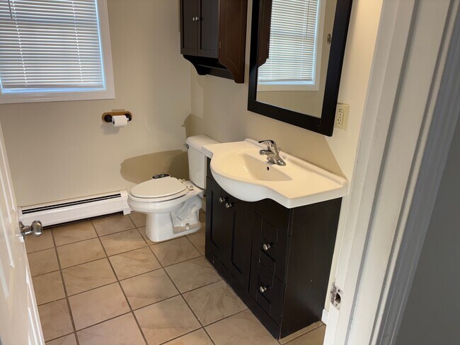 Photo - 10 Southview Dr Unit B