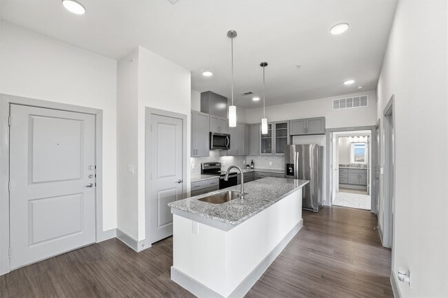Photo - 6955 Turtlewood Dr Unit 602