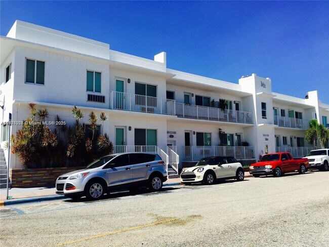Building Photo - 505 74th St Unit A5 Rental